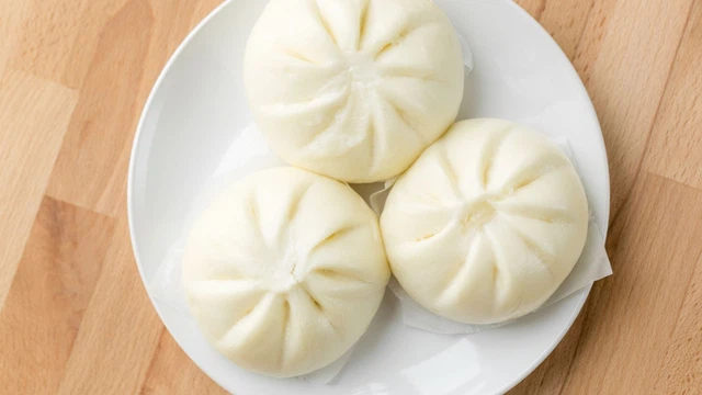 bai-viet/banh-bao-xa-xiu-pho-mai-bao-nhieu-calo.html