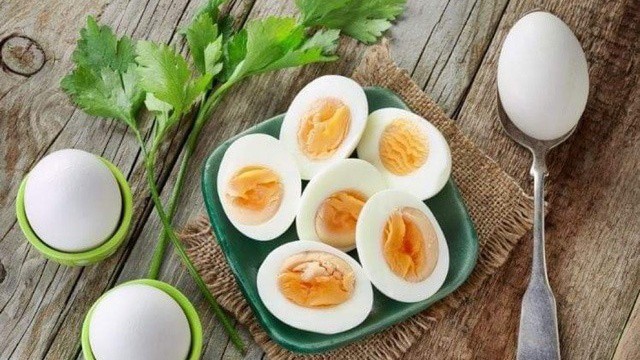 bai-viet/benh-nhan-gan-nhiem-mo-co-duoc-an-trung-khong.html