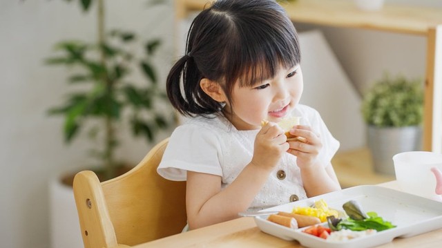 bai-viet/bi-quyet-tang-cuong-suc-de-khang-cho-tre-ma-me-ben-biet.html