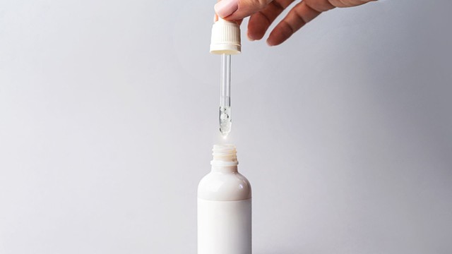 bai-viet/chi-tiet-cach-su-dung-retinol-cho-nguoi-moi-bat-dau.html