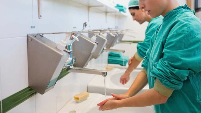 bai-viet/cap-nhat-quy-trinh-rua-tay-ngoai-khoa-moi-nhat-hien-nay.html