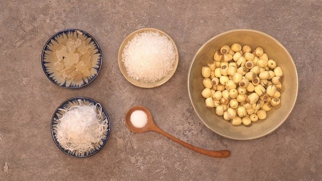 bai-viet/danh-cau-long-voi-bi-dau-khuyu-tay-co-nguy-hiem-khong-57108.html