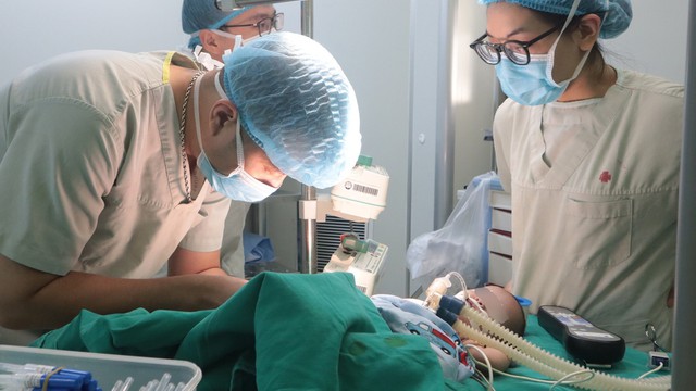 bai-viet/chi-phi-phau-thuat-tim-thong-lien-nhi-la-bao-nhieu.html
