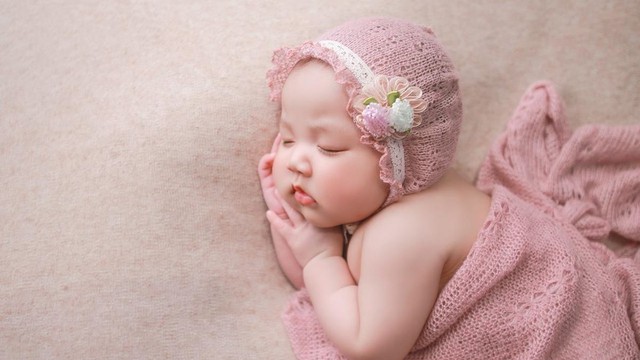 bai-viet/dau-la-tu-the-ngu-cua-tre-so-sinh-thong-minh-66520.html