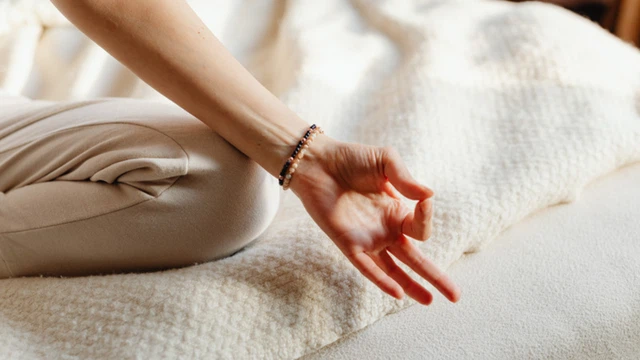 bai-viet/hatha-yoga-la-gi-loi-ich-va-huong-dan-cac-tu-the-hatha-yoga.html