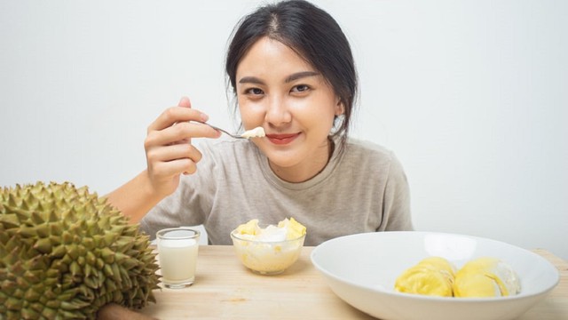 bai-viet/phu-nu-dang-trong-thoi-gian-cho-con-bu-an-sau-rieng-duoc-khong-68590.html