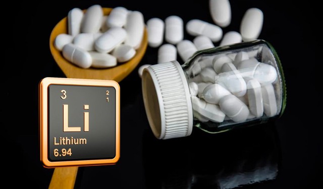 bai-viet/lithium-la-thuoc-gi-ngo-doc-lithium-co-nguy-hiem-den-tinh-mang-khong-56284.html