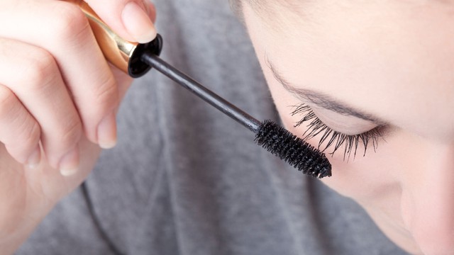 bai-viet/mascara-la-gi-dung-mascara-co-hai-khong-70123.html