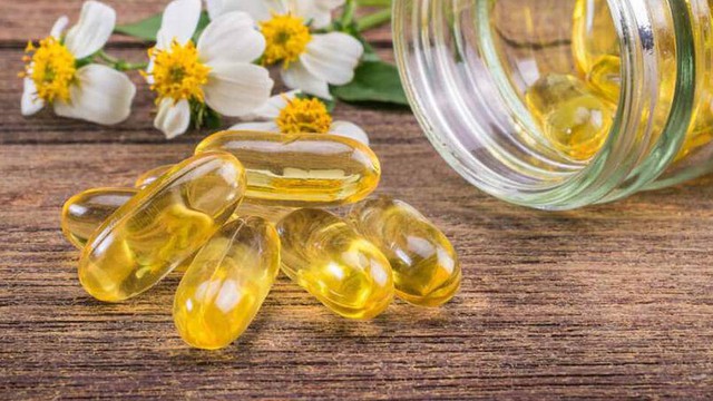 bai-viet/mach-ban-cach-duong-da-tay-bang-vitamin-e.html