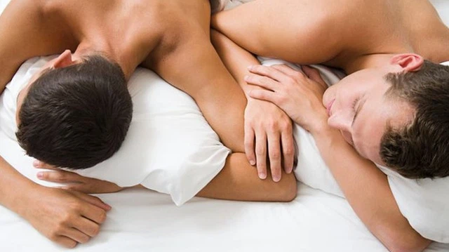 bai-viet/nguy-co-lay-nhiem-hiv-aids-khi-quan-he-tinh-duc-dong-gioi-nam.html