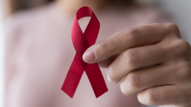 bai-viet/nhung-dau-hieu-hiv-o-nu-gioi-thuong-gap-va-cach-nhan-biet.html
