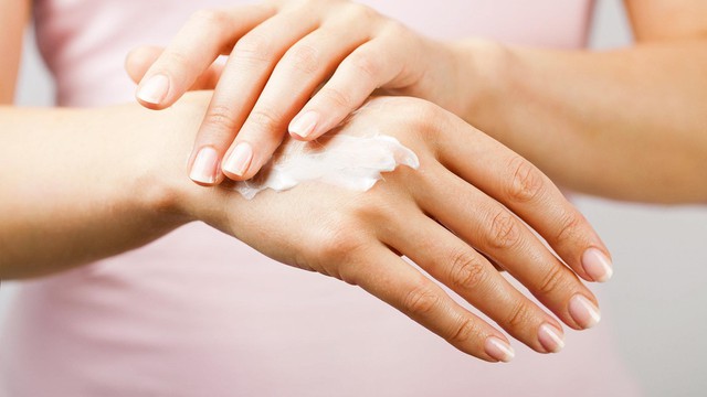 bai-viet/tim-hieu-ve-sua-duong-the-va-vaseline-gluta-hya-mau-xanh-72170.html