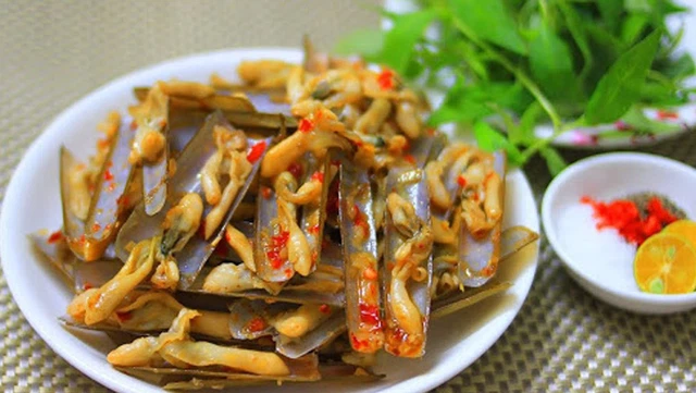 bai-viet/oc-mong-tay-bao-nhieu-calo-cach-kiem-soat-calo-khi-an-oc-mong-tay.html