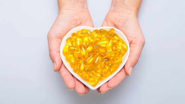 bai-viet/omega-3-cho-nguoi-lon-tuoi-loi-ich-va-thoi-diem-bo-sung-phu-hop.html