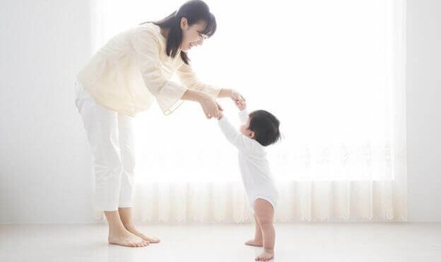 bai-viet/cach-day-be-9-thang-tuoi-thong-minh.html