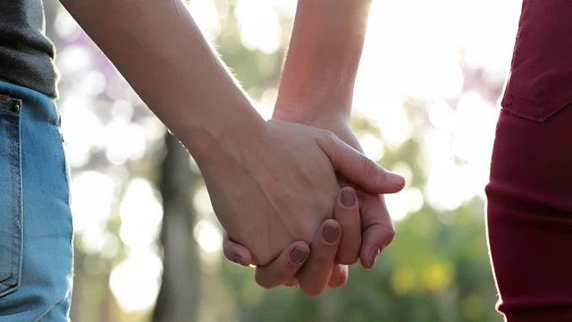 bai-viet/soulmate-la-gi-kham-pha-moi-lien-ket-dac-biet-trong-tinh-yeu.html