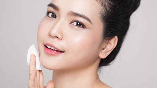 bai-viet/su-dung-nuoc-hoa-hong-vao-luc-nao-thi-dat-hieu-qua-toi-uu-cho-lan-da.html