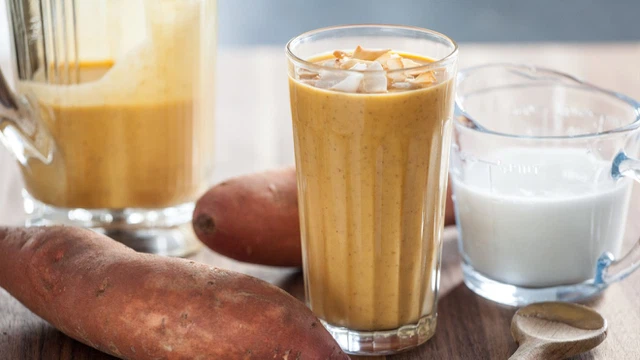 bai-viet/sua-khoai-lang-hat-dieu-thuc-uong-bo-duong-cho-moi-lua-tuoi.html