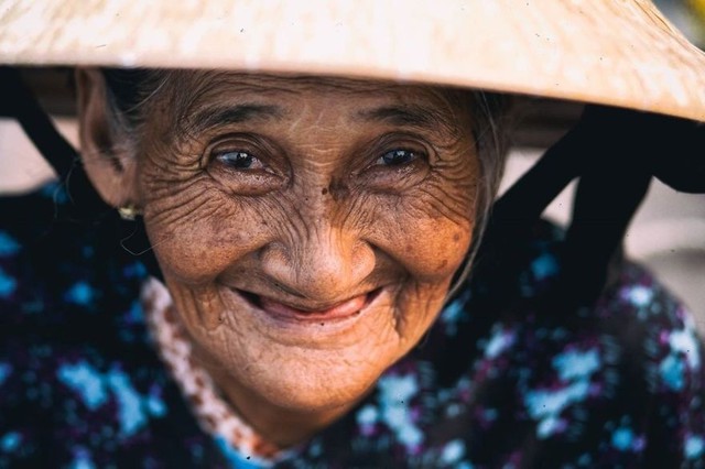 bai-viet/suy-giam-thi-luc-o-nguoi-cao-tuoi-co-chua-duoc-khong-47181.html