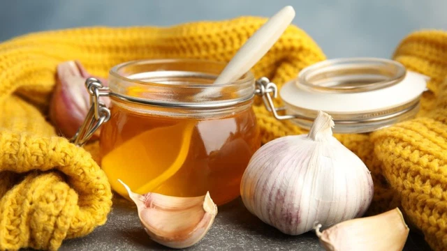 bai-viet/toi-ngam-mat-ong-co-tot-cho-gan-khong-nhung-luu-y-khi-su-dung.html