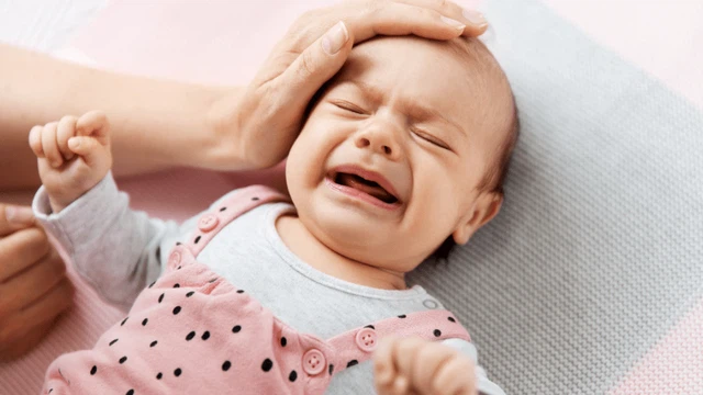 Trẻ sơ sinh bị tiêu chảy