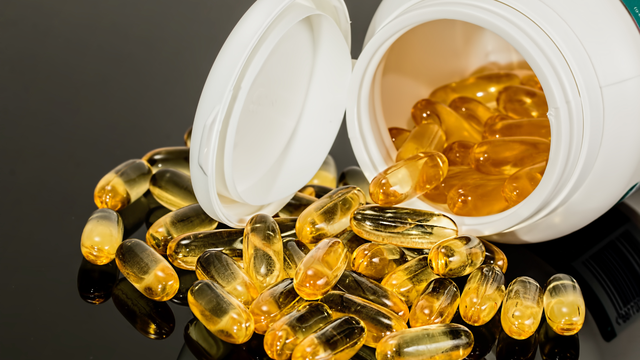 Uống omega-3 có giảm mỡ máu không?