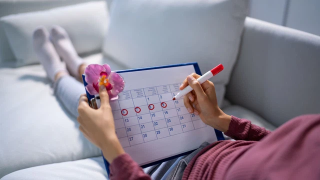 Vòng kinh 30 ngày thì ngày nào quan hệ an toàn?