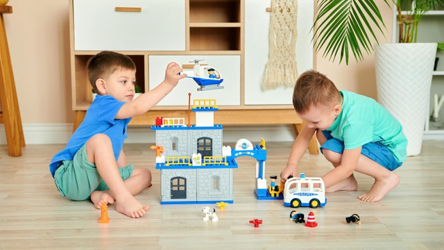 Các trò chơi cho trẻ 10 tuổi giúp con phát triển toàn diện