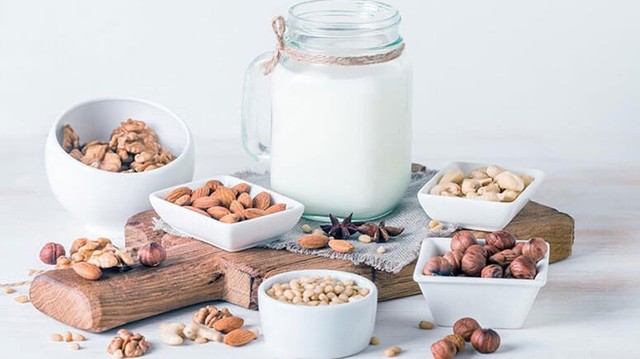 bai-viet/huong-cach-lam-sua-hat-hanh-nhan-don-gian-de-thuc-hien-67253.html