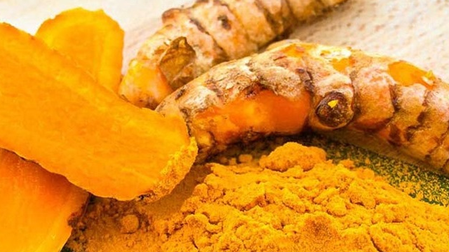 bai-viet/huong-dan-cach-lam-tinh-bot-nghe-tai-nha-don-gian-72437.html