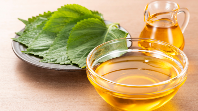 bai-viet/huong-dan-cach-rua-mat-bang-la-tia-to-dung-chuan-va-nhung-luu-y-can-biet.html