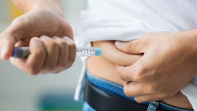 bai-viet/huong-dan-cach-tiem-insulin-duoi-da-bung-dam-bao-dung-ky-thuat-nguoi-benh-nen-biet.html