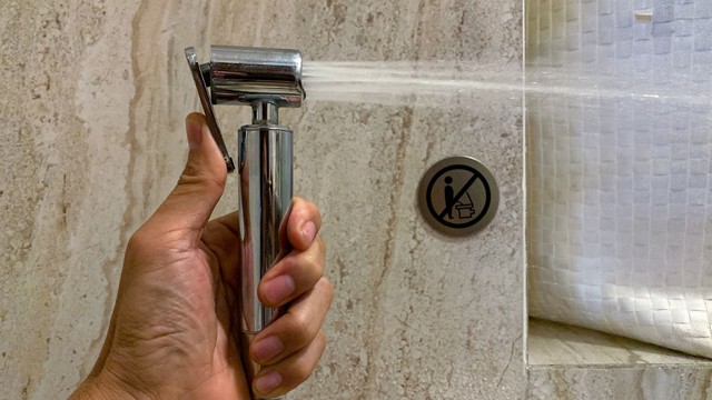 bai-viet/huong-dan-cach-ve-sinh-hau-mon-chuan-xac-khoa-hoc.html