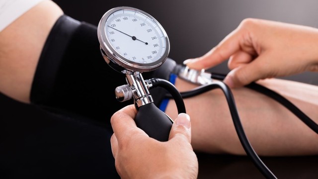 bai-viet/huyet-ap-cao-hay-huyet-ap-thap-nguy-hiem-hon.html