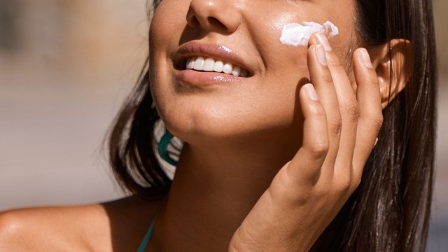 bai-viet/thac-mac-su-dung-kem-chong-nang-eucerin-co-nang-tone-khong-61605.html