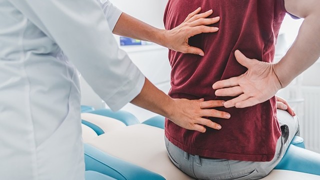 bai-viet/kham-dau-lung-o-dau-tot-ha-noi.html