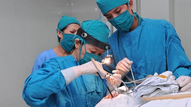 bai-viet/khi-nao-nen-cat-tri-ngoai-khi-nao-nen-that-bui-tri.html