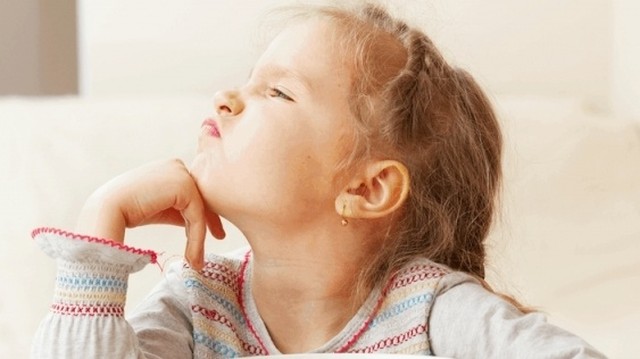 bai-viet/khung-hoang-tuoi-len-5-o-tre-va-nhung-dieu-phu-huynh-can-biet.html