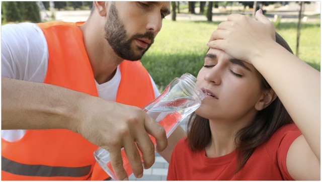 bai-viet/kiet-suc-do-nhiet-la-gi-trieu-chung-cach-xu-ly-va-phong-ngua.html