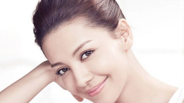 bai-viet/goc-giai-dap-l-cystine-uong-cung-vitamin-c-duoc-khong.html