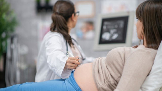 bai-viet/lam-ivf-co-bi-thai-trung-khong-cach-phong-ngua-thai-trung.html