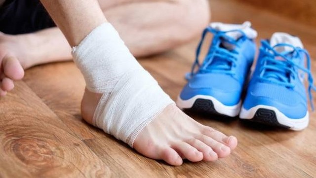 bai-viet/lam-sao-de-phong-ngua-chan-thuong-khi-choi-the-thao-63638.html