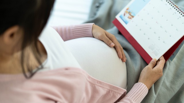 bai-viet/lam-sao-de-sinh-con-dung-ngay-du-sinh.html