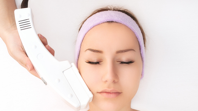 bai-viet/lieu-trinh-se-khit-lo-chan-long-thu-nho-tai-nha-an-toan-va-hieu-qua.html