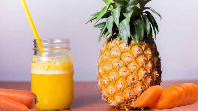 bai-viet/nhung-loi-ich-tuyet-voi-cua-nuoc-ep-dua-ca-rot-ma-co-the-ban-chua-biet.html