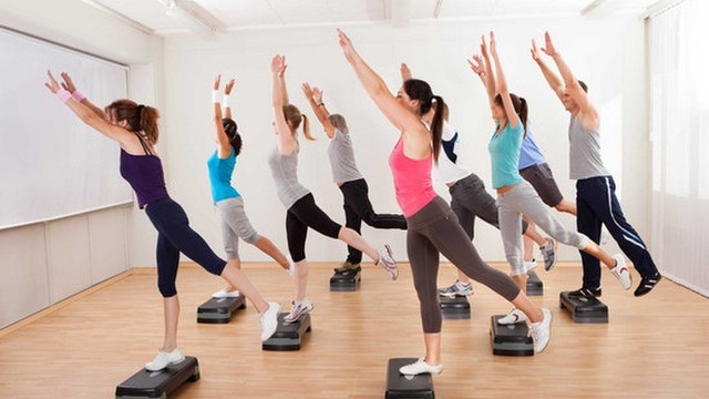 bai-viet/nen-tap-aerobic-bao-nhieu-phut-moi-lan-loi-ich-cua-tap-aerobic-65781.html