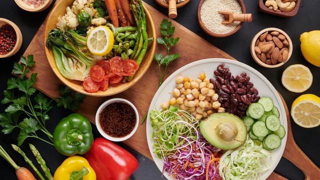 bai-viet/loi-ich-cua-viec-an-chay-la-gi-tac-hai-cua-viec-an-chay-khong-dung-cach.html