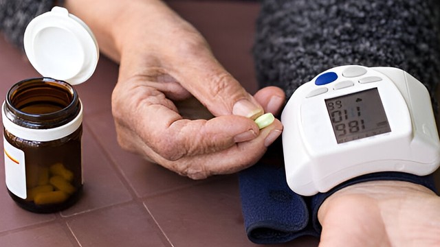 bai-viet/lua-chon-thuoc-tang-huyet-ap-can-luu-y-nhung-gi.html