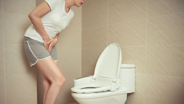 Mắc tiểu liên tục nhưng tiểu ít ở nữ: Nguyên nhân và cách điều trị hiệu quả