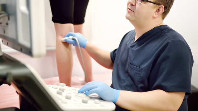 bai-viet/thong-tin-can-biet-ve-benh-mach-mau-chi-duoi-man-tinh.html